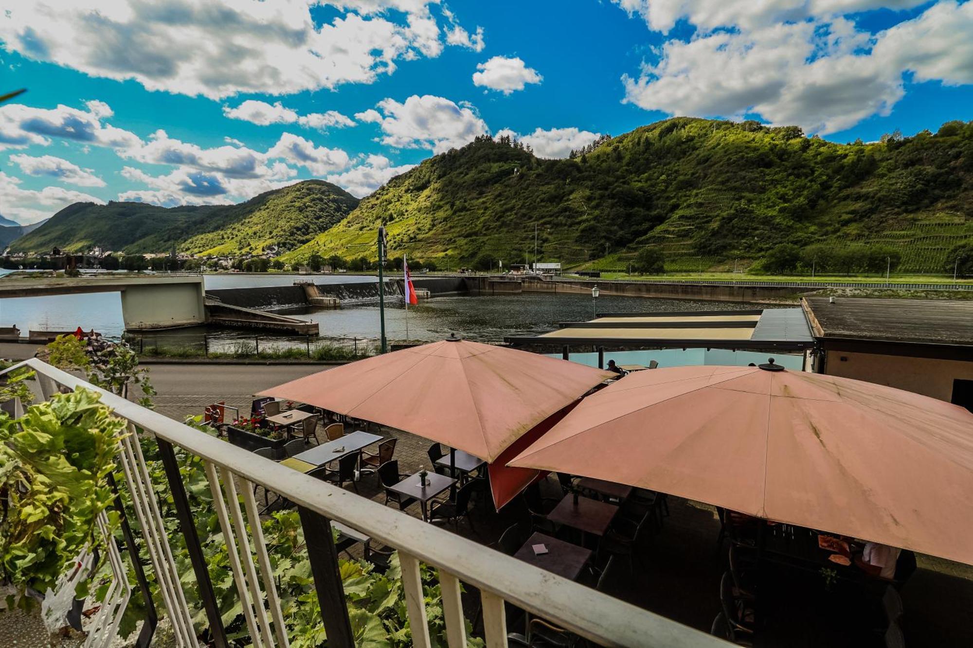Exklusive Moselidylle: Fewo Mit Traumhaftem Staustufenblick, Netflix, Terrasse Neef Ngoại thất bức ảnh