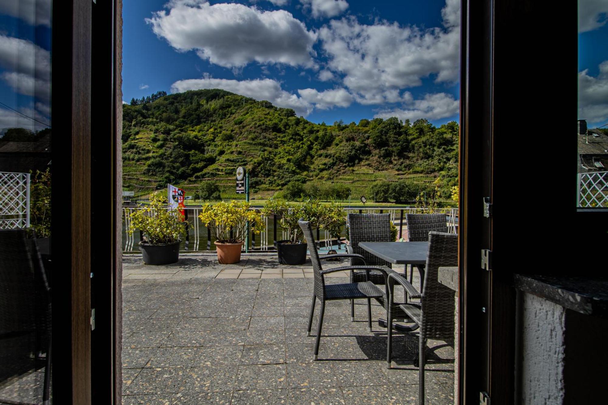 Exklusive Moselidylle: Fewo Mit Traumhaftem Staustufenblick, Netflix, Terrasse Neef Ngoại thất bức ảnh